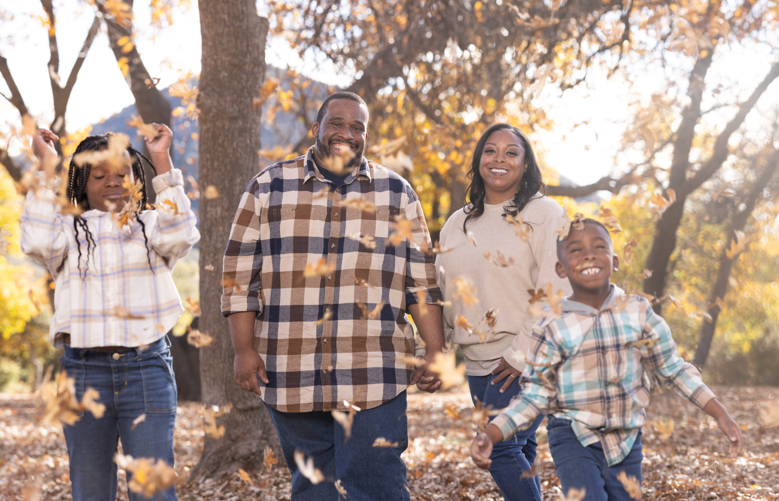 picture perfect family poses in Riverside, CA