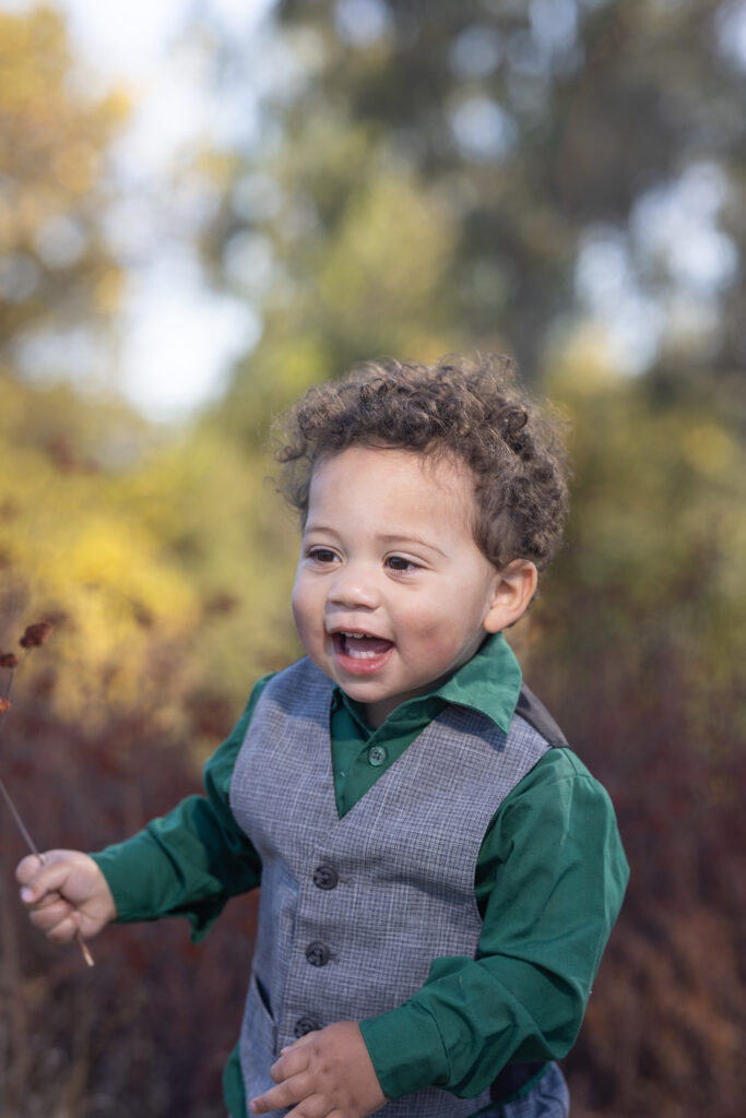 How to Plan the Perfect Family Photo Session (Without Losing Your Mind!)