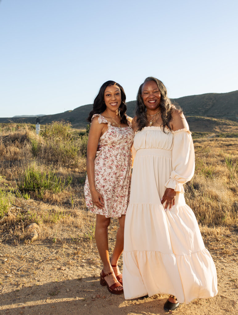 Hemet CA family photographer, family photographer, graduation photographer, maternity photographer