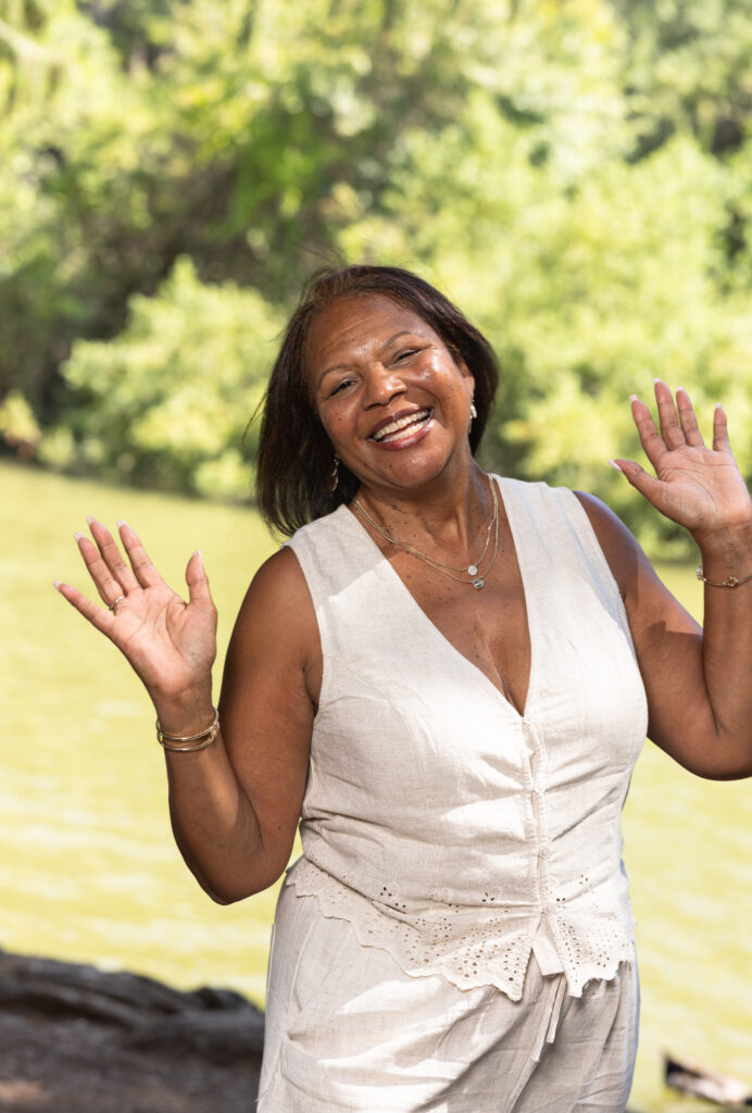 What to Expect from Your Extended Family Photographer at Fairmount Park